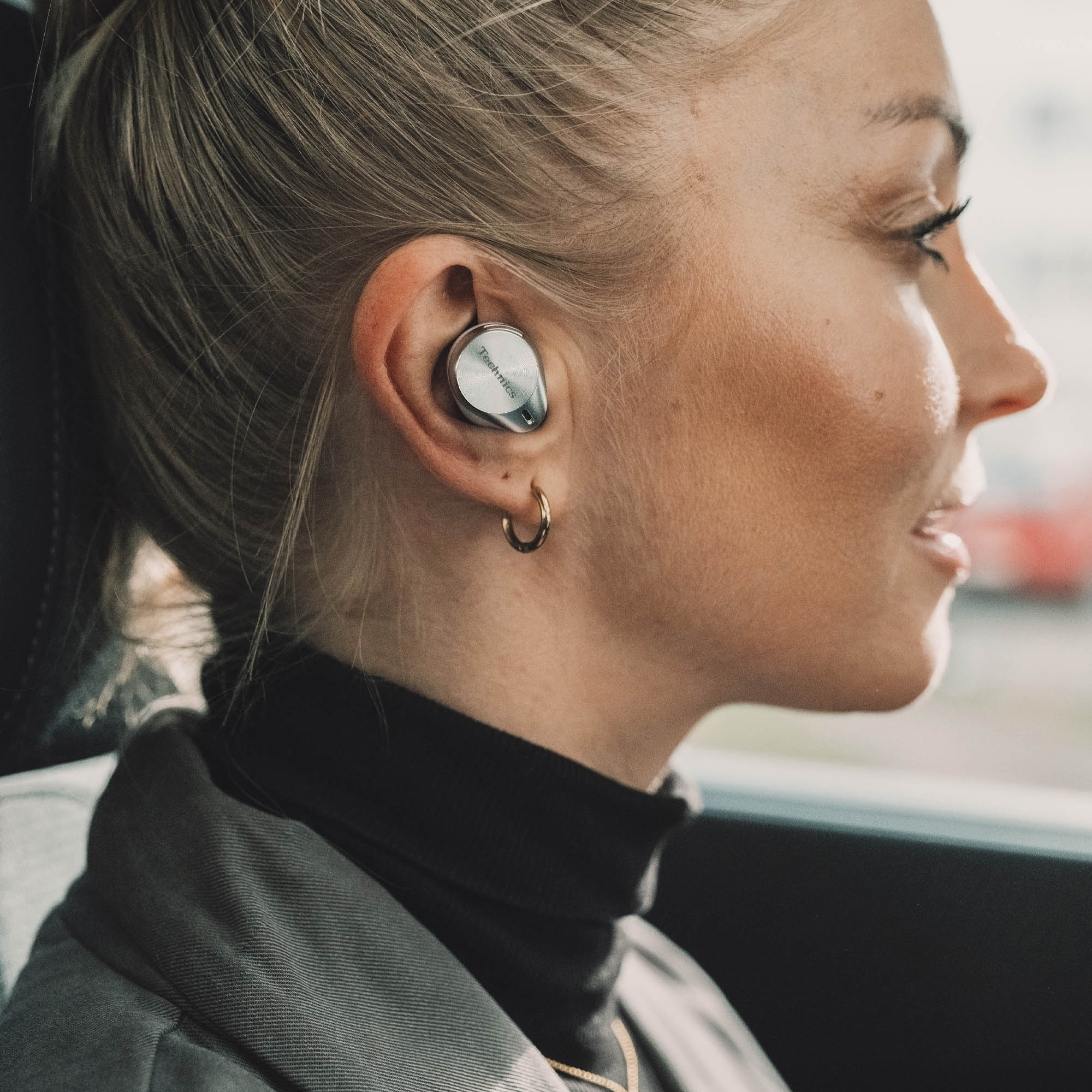 Premium Hi-Fi True Wireless Earbuds with Noise Cancelling EAH-AZ80 - Image 14