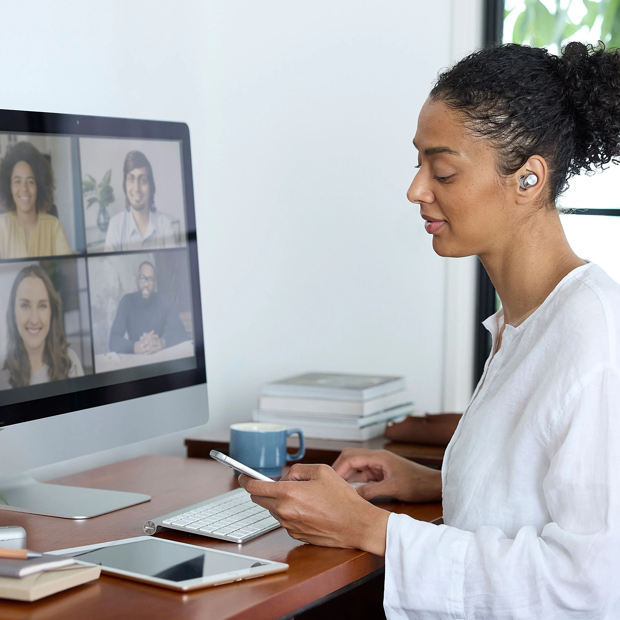 True Wireless Noise Cancelling Earbuds II EAH-AZ40M2 - Image 3